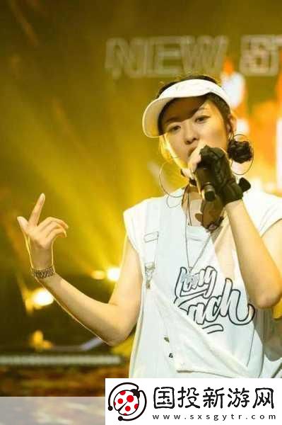 新疆女RAPPER18歲歡迎你-1.-新疆少女Rapper：18歲迎接新音樂時代