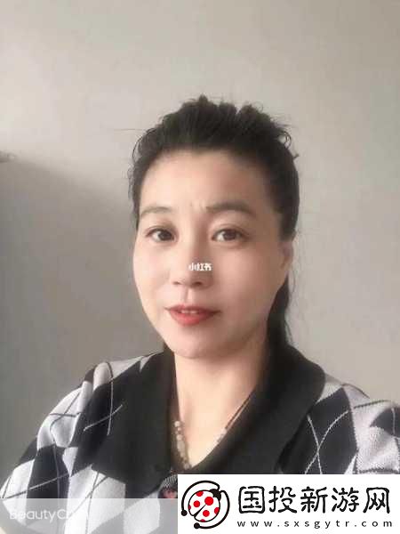 稀有｜沈陽45歲老阿姨叫的沒誰了：1.-沈陽45歲阿姨的獨(dú)特魅力與生活哲學(xué)