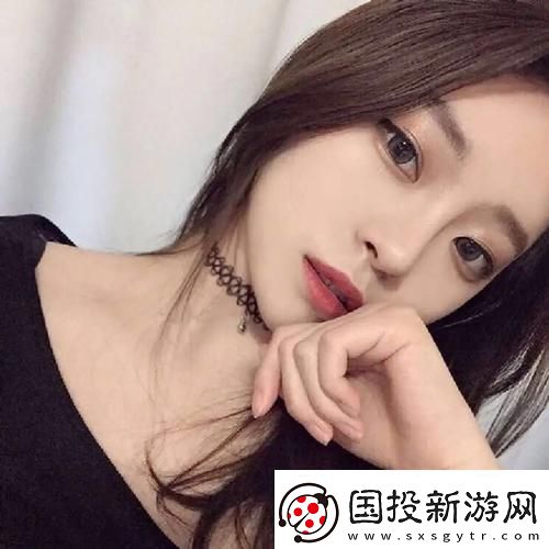 蜜絲婷大草莓和小草莓對比展現(xiàn)使用差異-消費者：了解不同妝效與質(zhì)感體驗！