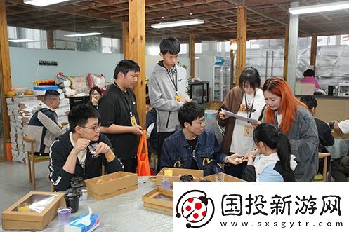 永恒之塔攜手玩家登陸“上海貓島”參與公益項目關愛社區(qū)流浪貓