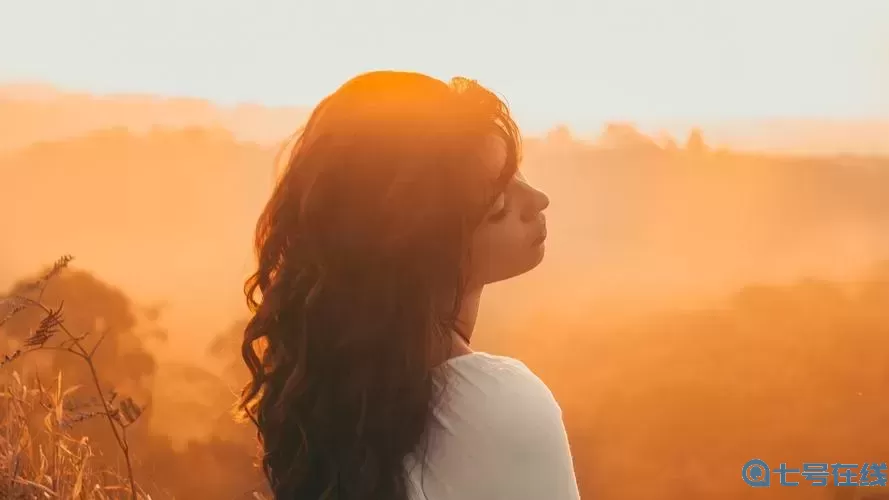 日一日老女人射一射的故事：歲月無(wú)痕的追尋與反思