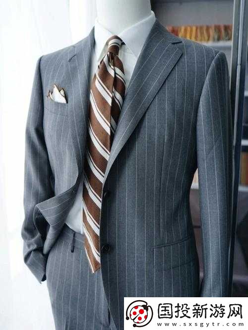 黑白配：-EveIynCIairn-的時(shí)尚密碼