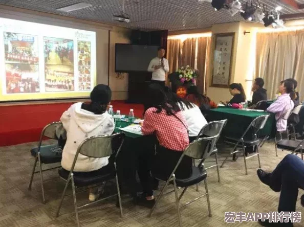 終結(jié)者2：審判日全新飛車模式震撼曝光！隱形戰(zhàn)車與個性化改裝-激戰(zhàn)未來戰(zhàn)場新篇章！