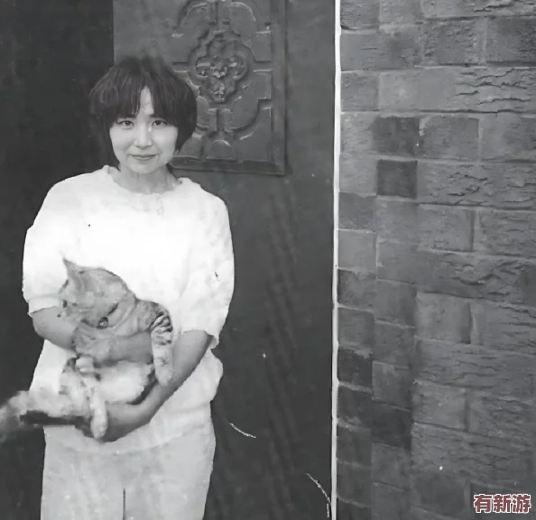 將妻子借給好朋友最經(jīng)典十首詩：在友情與愛情之間的微妙平衡-詩歌如何描繪人性深處的復(fù)雜情感