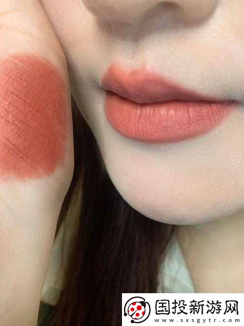 MAC-水蜜桃色-314：自然好氣色的秘密武器