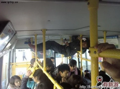 用b檢票的公交車售票員