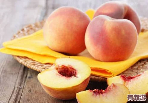 坤坤寒進(jìn)桃子