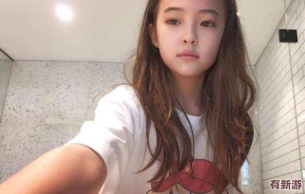 張悠雨玉門打開大腿張開圖片引發(fā)熱議