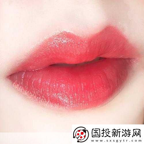 YSL蜜桃色774經(jīng)典系列-1.-YSL蜜桃色774：?jiǎn)拘鸭∧w的自然光彩