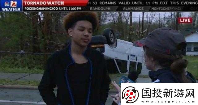 颶風(fēng)肆虐中保持淡定：屋頂翻飛仍堅韌不拔的玩家無畏挑釁堡壘之夜