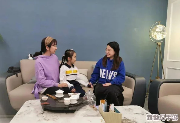 沈芯語老師家訪麻花視頻引發(fā)熱議-網(wǎng)友紛紛點贊其溫暖教育方式與親和力