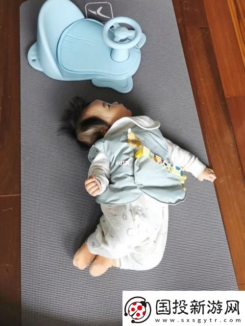 “寶寶腰挺-創(chuàng)新風(fēng)波-：‘仰臥起坐’的另類演繹”