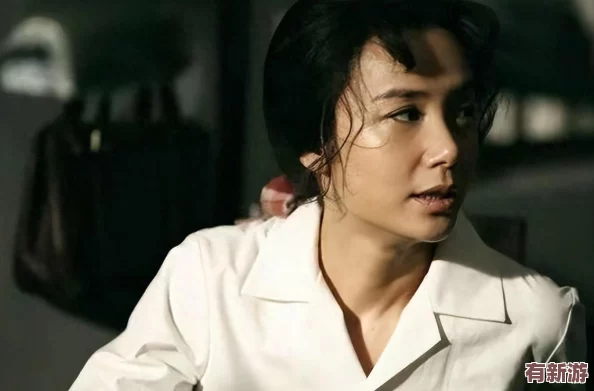 國產(chǎn)白嫩校花引發(fā)熱議