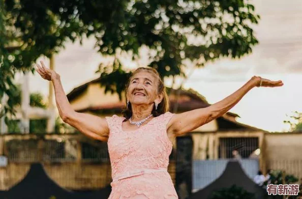 激情HD老太婆：一位充滿活力的女性如何在生活中追求自己的夢想與熱情-激勵了無數(shù)人勇敢面對挑戰(zhàn)