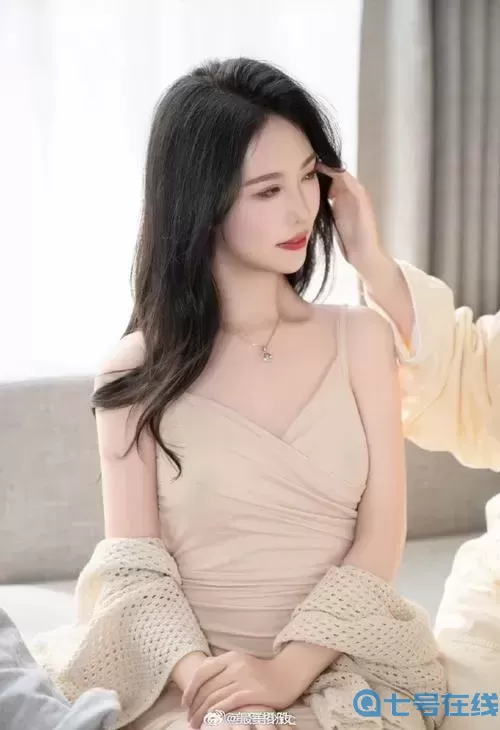 青青伊人：在歲月的流轉(zhuǎn)中尋找心靈的歸屬