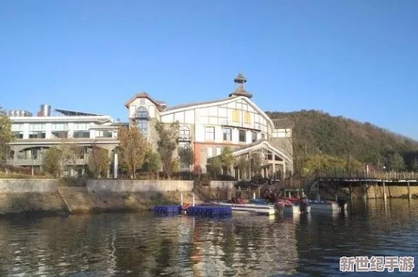 手不安分地探入森林