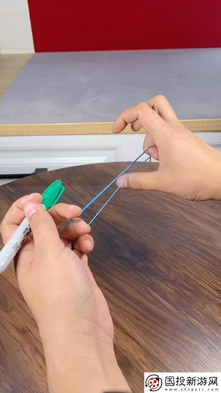 “一筆入水全民嗨翻！奇招探秘笑談科技新潮流”