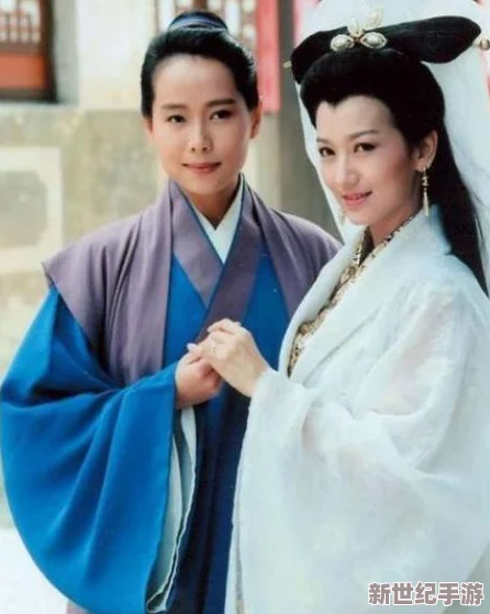 許仙當著白娘子曹小青原文