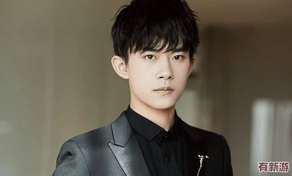 彩虹男孩2023鈣片：傳聞明星代言人將與品牌合作-背后隱藏的故事引發(fā)熱議！