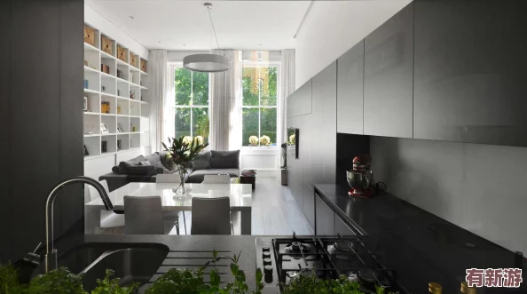 又深又粗-精69XX：在現(xiàn)代科技與傳統(tǒng)工藝的交融中-如何實現(xiàn)更高效的生產(chǎn)與創(chuàng)新