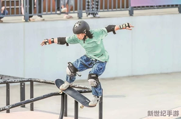 差差差不多視頻30分輪滑-傳聞主角與知名滑手戀情曝光-引發(fā)網(wǎng)友熱議和關(guān)注！