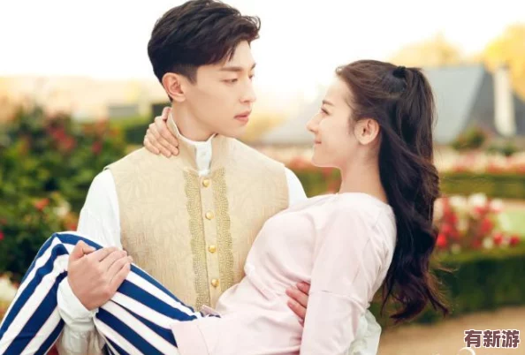 沈娜娜蘇清歌團(tuán)圓火鍋在線播放-網(wǎng)友疑似發(fā)現(xiàn)兩人私下關(guān)系更親密