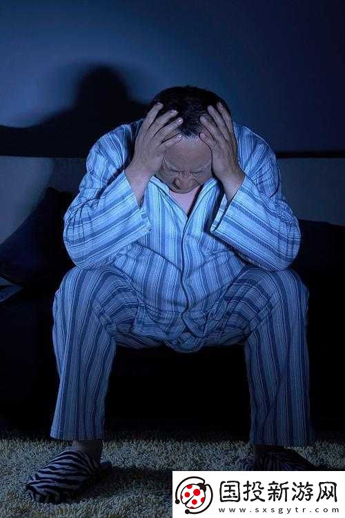 男生晚上睡不著想找點(diǎn)什么：探索未知的夜晚