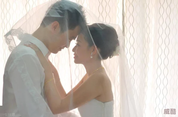 二婚后前夫又回來了1v2-昔日情緣重燃-她與現(xiàn)任的三角關(guān)系引發(fā)熱議！