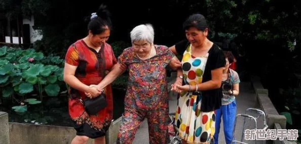 中國老太奶裸交BBW-探討老年人性行為的社會(huì)接受度與心理健康問題-引發(fā)廣泛關(guān)注與討論