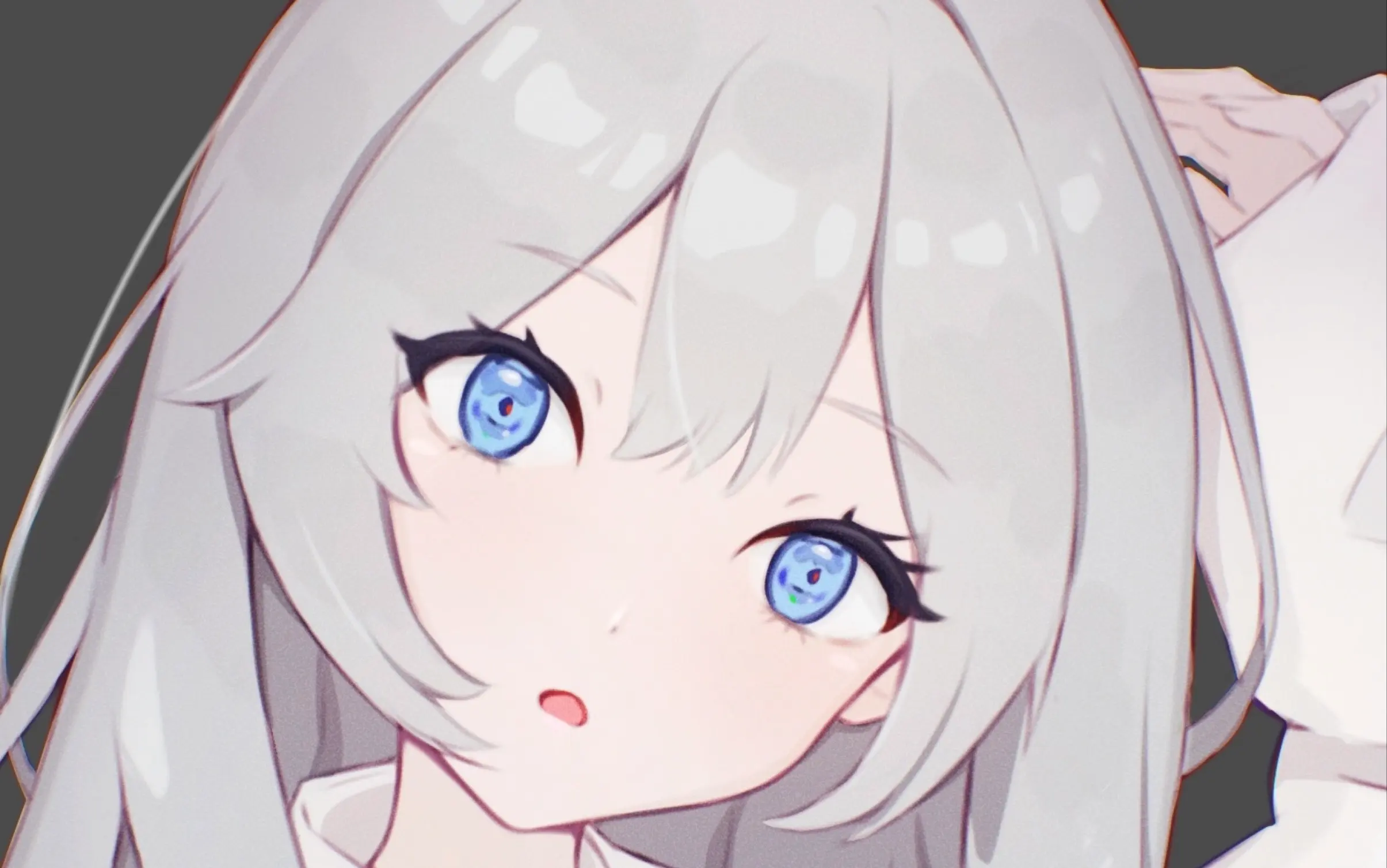 變小掉進(jìn)了女班長的胃里作文故事舉例介紹-不小心縮小掉進(jìn)女生的午飯里