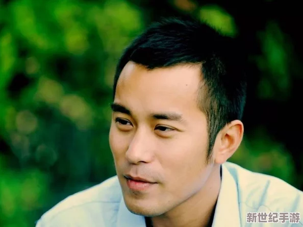 黑料網(wǎng)今日看料：某男星被曝與經(jīng)紀(jì)人熱戀-緋聞女友崩潰發(fā)聲-內(nèi)幕揭秘驚人