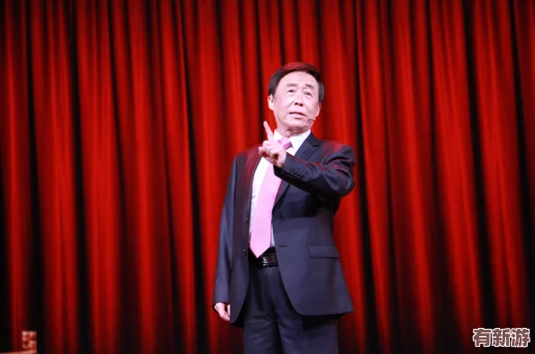 姑父有力挺送蘇清-網(wǎng)友熱議：親情與支持的力量讓人感動-期待她在新環(huán)境中的表現(xiàn)！