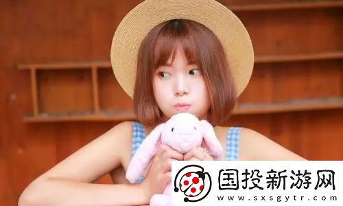 老婆經(jīng)常偷偷和一個男人聊天：探討婚姻中的安全感、信任缺失與自我認(rèn)同