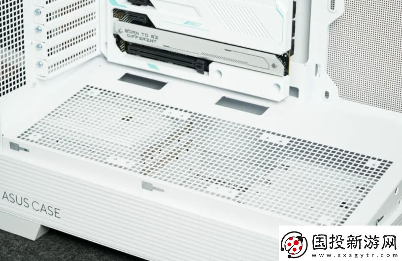 新品登場(chǎng)！華碩A31覽界機(jī)箱一覽無(wú)余