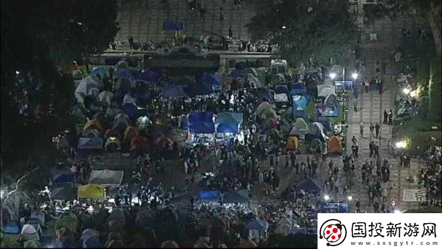 超級(jí)混亂校園盛會(huì)：一場(chǎng)別樣狂歡