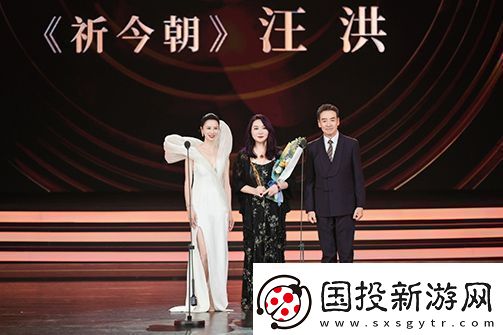 演員寇振海為“最佳青年劇集編輯”獲獎短片頒獎