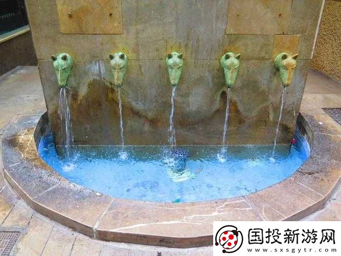 小噴泉-1v3：精彩對(duì)戰(zhàn)