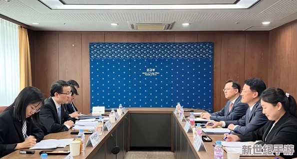 日韓aa：探討日本與韓國(guó)在文化、經(jīng)濟(jì)及科技領(lǐng)域的合作與競(jìng)爭(zhēng)關(guān)系-以及兩國(guó)民眾對(duì)彼此的看法和影響