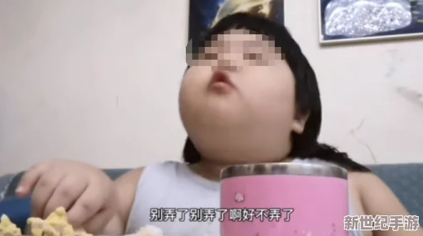 啊你他媽別舔了-網(wǎng)友紛紛表示這種行為太惡心-希望大家能注意公共場合的衛(wèi)生和禮儀