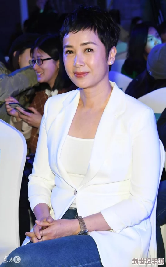 姐姐的美白蚌埠：探討這座城市在美容行業(yè)中的崛起與發(fā)展-揭示其獨特的文化魅力和市場潛力