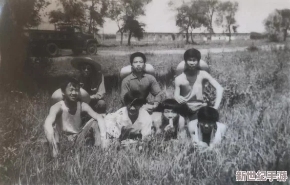 506寢室的燈滅了以后第9部分：在黑暗中-學(xué)生們?nèi)绾蚊鎸ν蝗缙鋪淼奶魬?zhàn)與困境-尋找解決方案和團(tuán)結(jié)力量