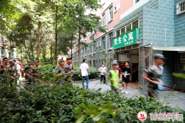 被教官在寢室里狂c：如何面對宿舍生活中的權(quán)威與挑戰(zhàn)-提升自我管理能力與心理承受力