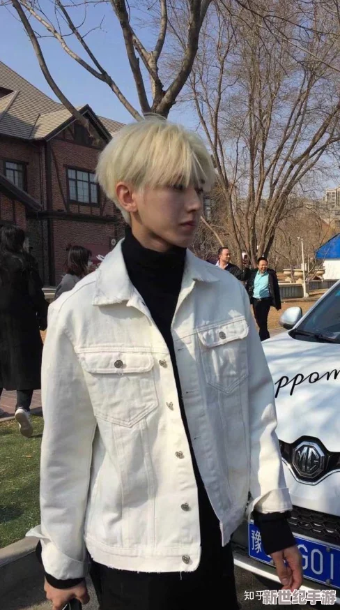 男生將坤坤申請(qǐng)女生