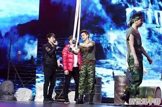 震驚！雙龍一起入菊痛苦在線觀看