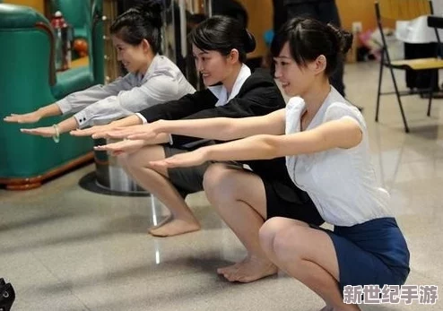 空姐瑪麗蓮打掃樓梯叫什么名字-震驚！她居然在清掃時發(fā)現(xiàn)了令人震驚的秘密物品！