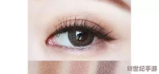 奇米四色眼影777888是一款色彩豐富的眼影盤