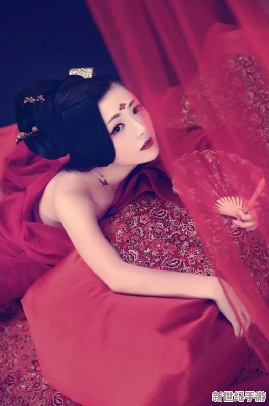 性感少婦妲己裸體影照請欣賞