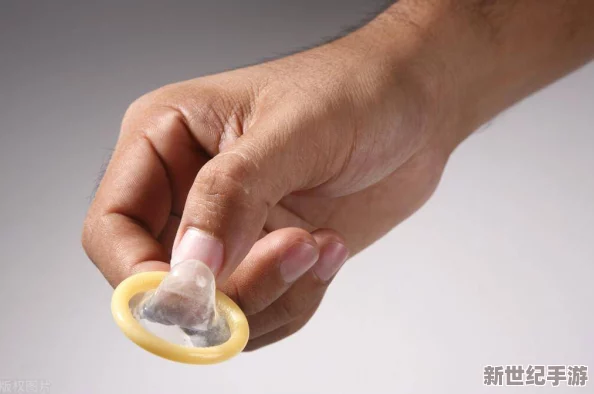 買保險(xiǎn)套的女銷售