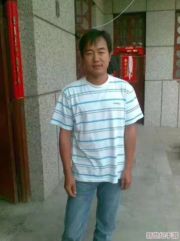 弟弟半夜起來喂姐姐鋼筋-網(wǎng)友紛紛表示：這是什么奇葩的行為-難道是為了鍛煉身體還是另有隱情