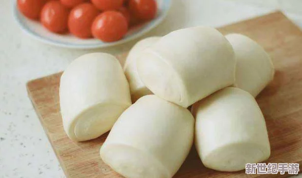 數(shù)學(xué)老師的大饅頭真好-這不僅是對(duì)美食的贊美-更體現(xiàn)了師生之間溫暖的情感和課堂之外的小確幸